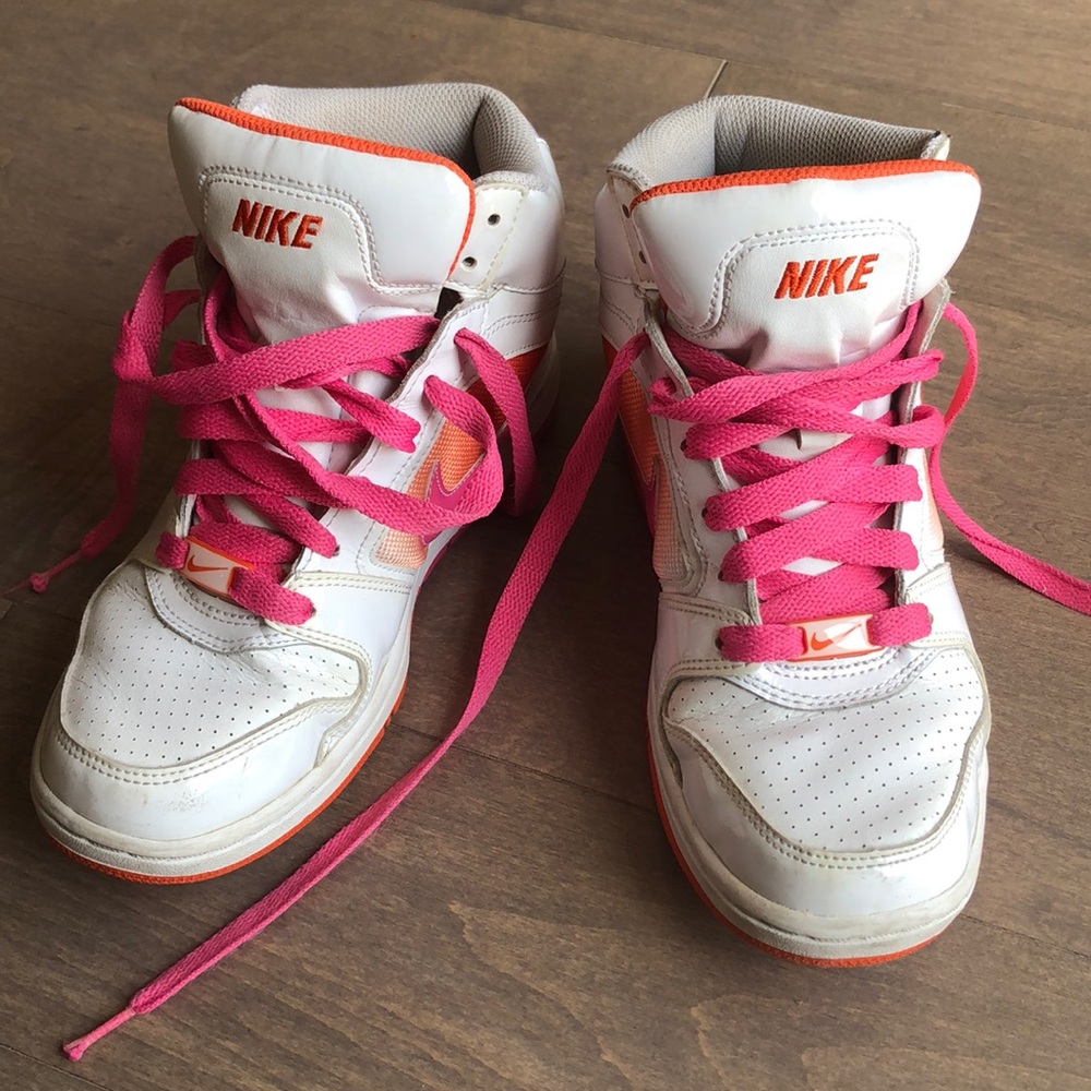 Nike Air Force 1’s 💗🤍🧡